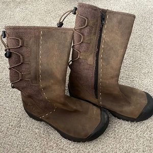 Keen boots size 7 brown